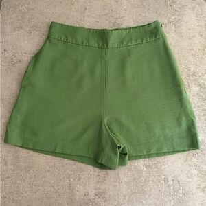Leith High-Waisted Green Shorts